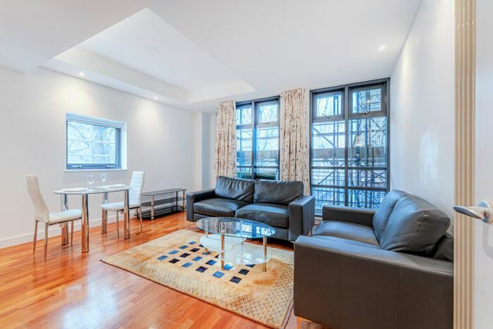 2 Bedroom Flat To Rent In City Road, London, EC1Y