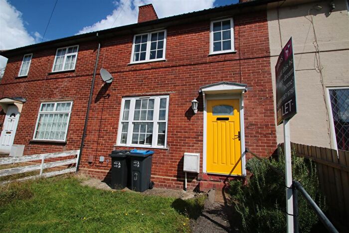 3 Bedroom Terraced House To Rent In Garendon Road, Morden, Surrey, SM4