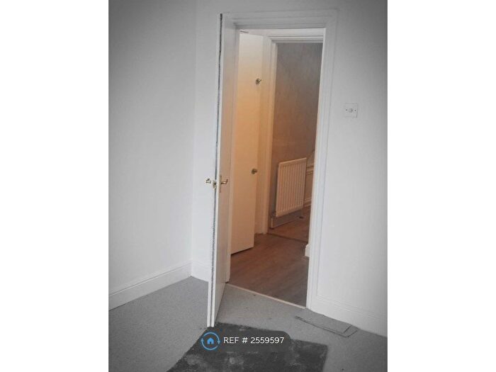 1 Bedroom Flat To Rent In Kentish Town, London, NW5