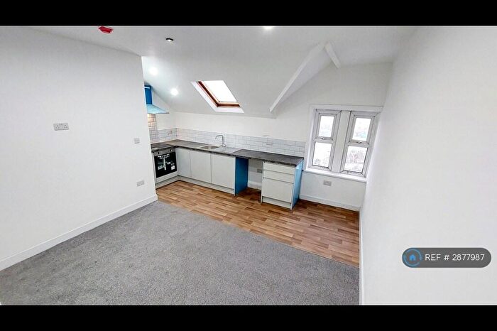 1 Bedroom Flat To Rent In Westgate, Otley, LS21