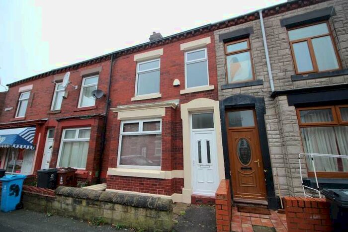 3 Bedroom Property To Rent In Redgrave Street Oldham, OL4
