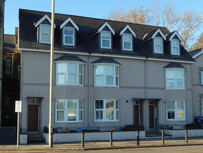 2 Bedroom Flat To Rent In Tondu Road, Bridgend, Bridgend County., CF31