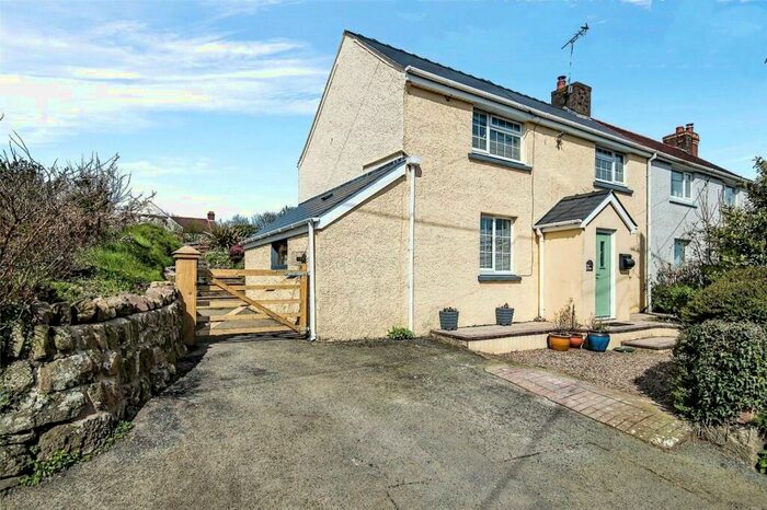 3 Bedroom Semi-Detached House For Sale In Llawhaden, Narberth, SA67