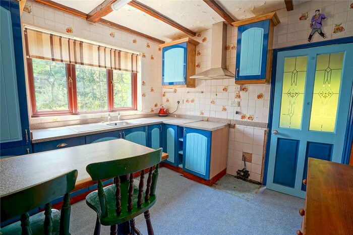 2 Bedroom Bungalow For Sale In Palm Hollow Close, Wickersley, Rotherham, South Yorkshire, S66