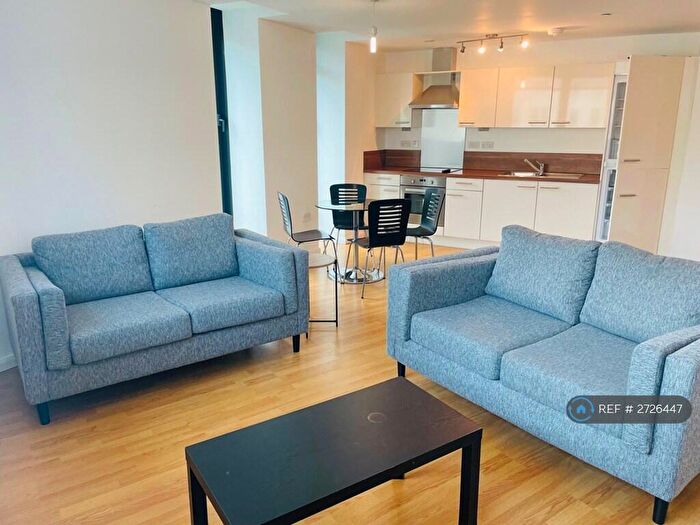 2 Bedroom Flat To Rent In Mann Island, Liverpool, L3