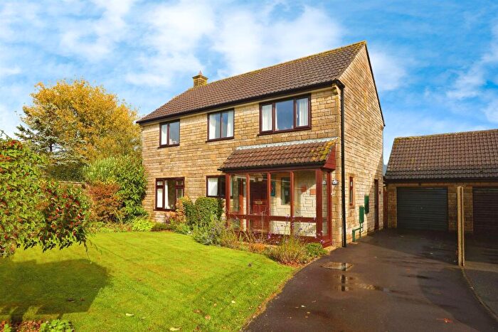 3 Bedroom Detached House For Sale In Ham Meadow, Marnhull, Sturminster Newton, DT10