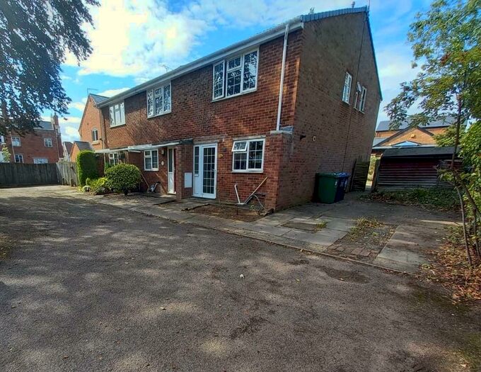 2 Bedroom End Of Terrace House To Rent In Radford Road, Leamington Spa, CV31