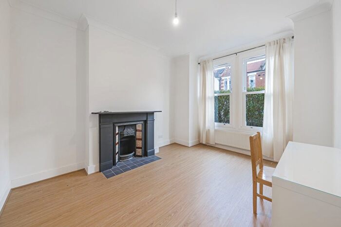 2 Bedroom Flat To Rent In Bruce Road, Mitcham, CR4