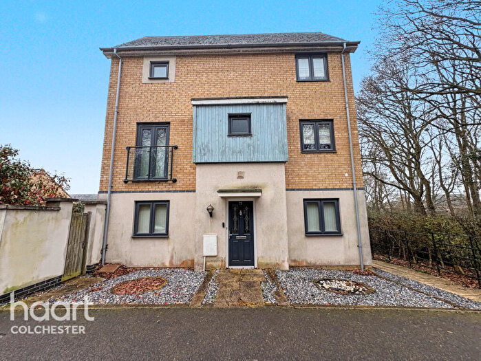 4 Bedroom Semi Detached House For Sale In Apprentice Drive, Colchester, CO4