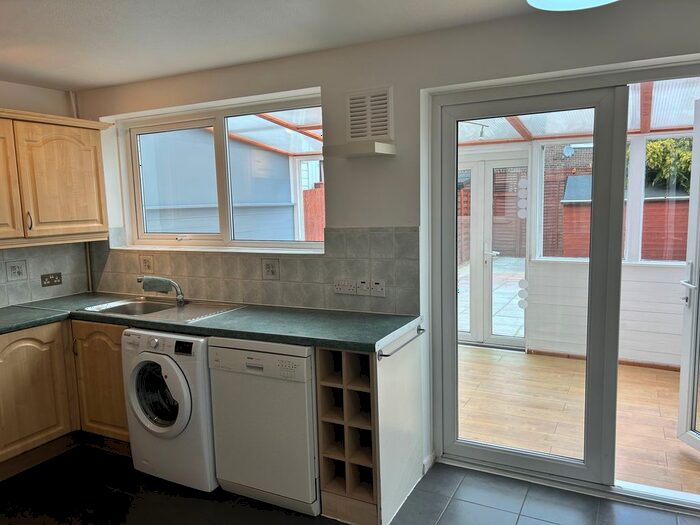 4 Bedroom Property To Rent In Dunoon Ro Dunoon Road, London, SE23