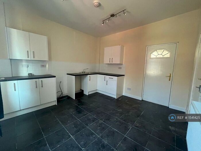 2 Bedroom Terraced House To Rent In Bramwell Street, Rotherham, S65