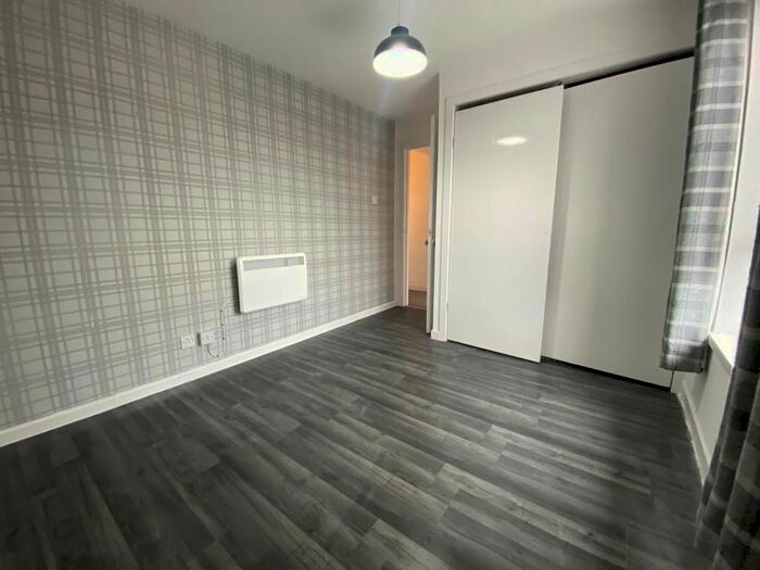 1 Bedroom Flat To Rent In Foulford Street, Cowdenbeath, Fife, KY4