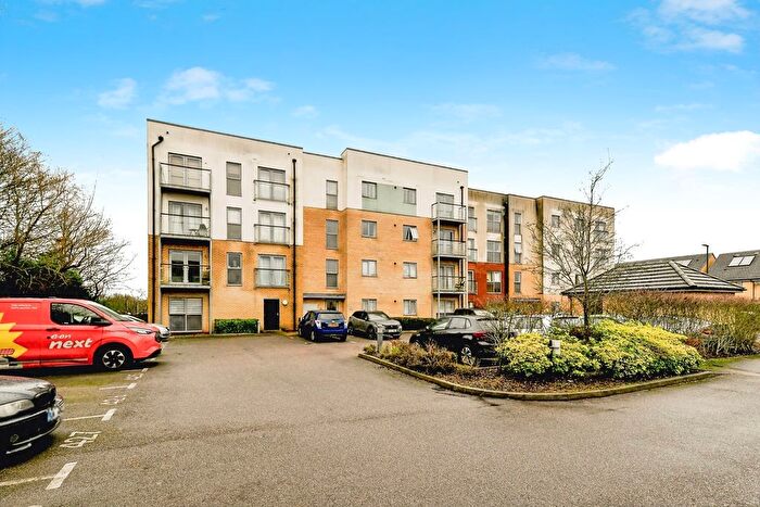 2 Bedroom Flat For Sale In Noble Court, Drury Lane, Stevenage, Hertfordshire, SG1