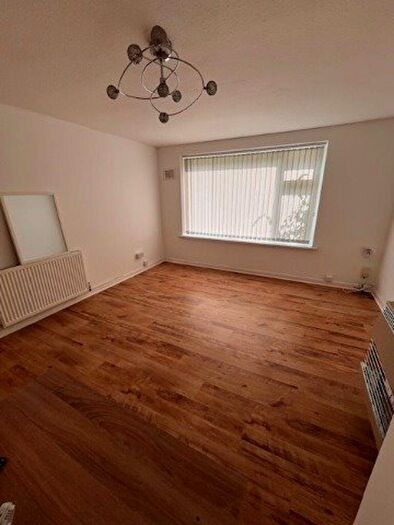 1 Bedroom Flat To Rent In Clifton, , Nottingham, NG11