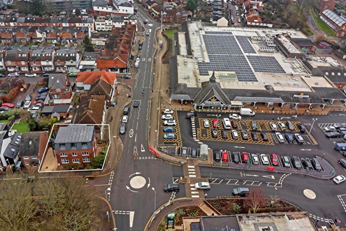 3 Bedroom Maisonette For Sale In Royal Road, St Albans, AL1