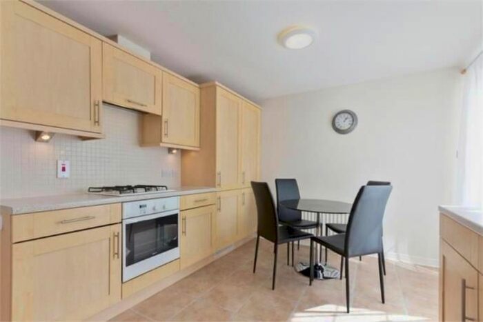 2 Bedroom Flat To Rent In Lower Valleyfield View, Penicuik EH26