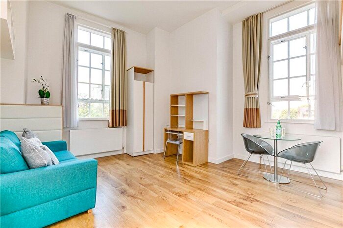 Apartment To Rent In Princess Beatrice House, Chelsea, London, SW10