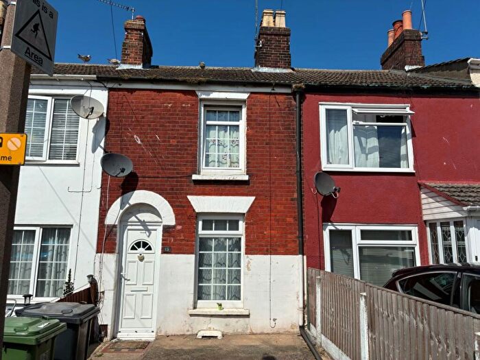 3 Bedroom Terraced House For Sale In Tottenham Street, Great Yarmouth, Norfolk, NR30