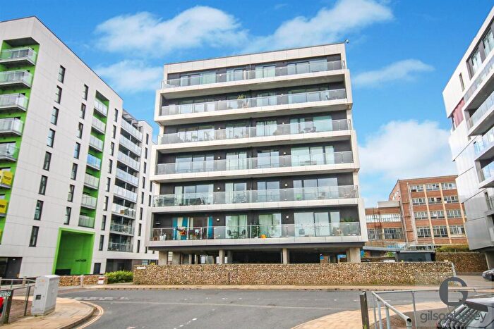 1 Bedroom Flat For Sale In Gavin Bank, Norwich, NR1