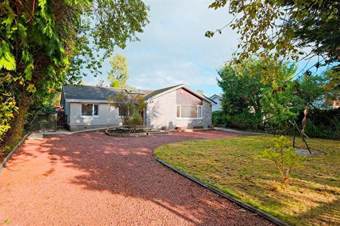 3 Bedroom Bungalow For Sale In Lanark Road, Lanark, ML9