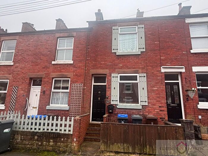 2 Bedroom Terraced House For Sale In North Avenue, Leek, ST13