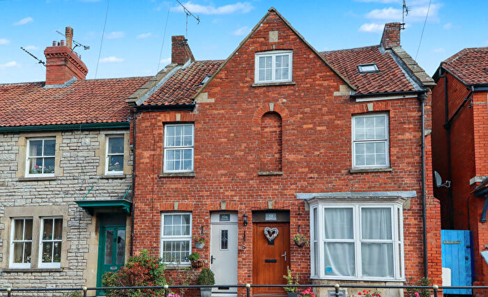 4 Bedroom Terraced House For Sale In Chilkwell Street, Glastonbury, BA6