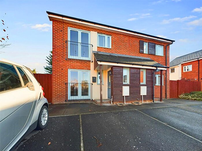 2 Bedroom Apartment To Rent In Sutherland Close, Gloucester, GL4