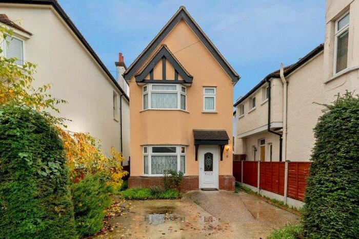 2 Bedroom Property To Rent In Sandleigh Road, Leigh-On-Sea, SS9