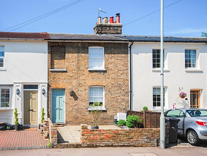 2 Bedroom Terraced House To Rent In Railway Place, Hertford, SG13