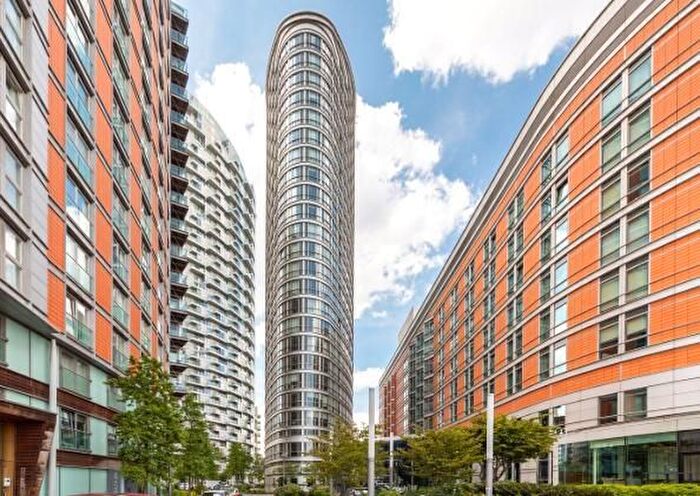 1 Bedroom Studio To Rent In Ontario Tower, Fairmount Avenue, Blackwall, Canary Wharf, London, E14