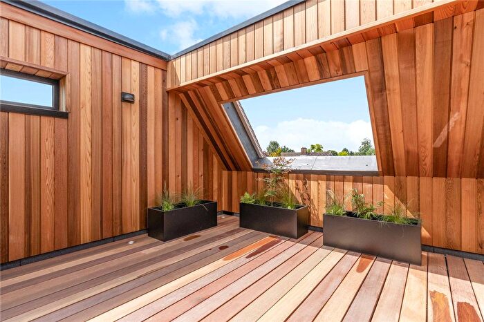 4 Bedroom Detached House For Sale In Pearce Close, Cambridge, Cambridgeshire, CB3