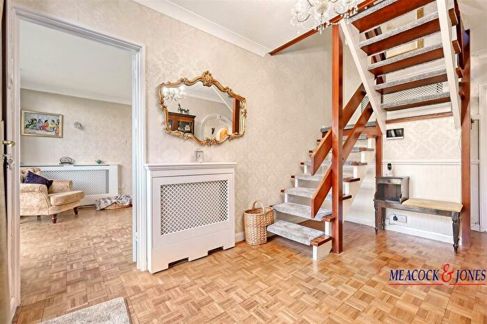 4 Bedroom Detached House For Sale In Tor Bryan, Ingatestone, Essex, CM4