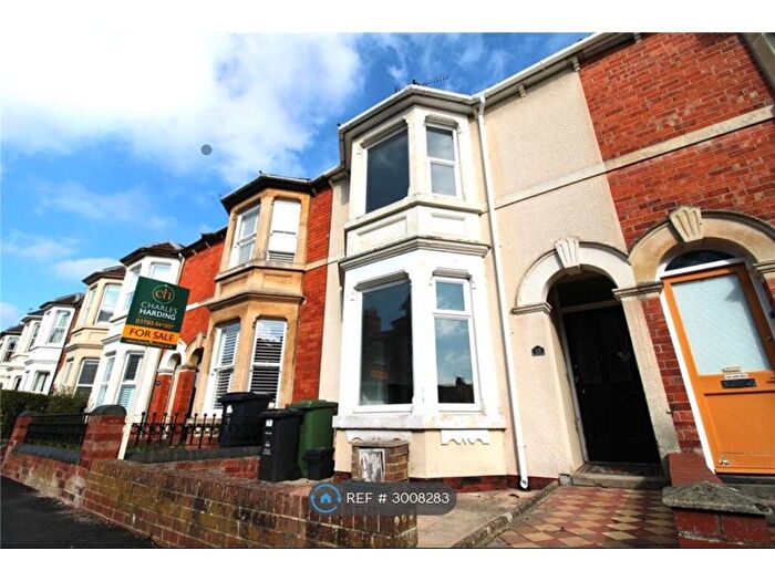 4 Bedroom Terraced House To Rent In St. Margaret's Road, Swindon, SN3