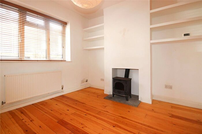3 Bedroom End Of Terrace House To Rent In Chelsea Road, Easton, Bristol, BS5