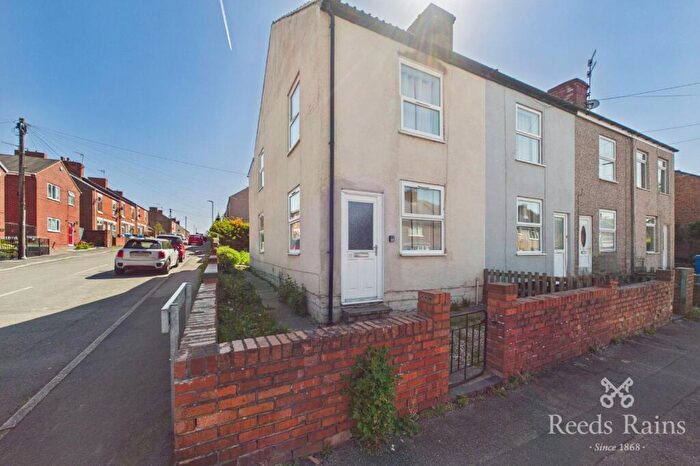 2 Bedroom End Of Terrace House For Sale In Coronation Road, Brimington, Chesterfield, Derbyshire, S43