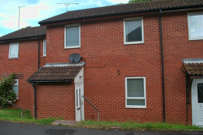 2 Bedroom Terraced House To Rent In Dukes Crescent, Exmouth, EX8