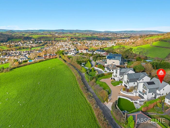 4 Bedroom Detached House For Sale In Fluder Hill, Kingskerswell, TQ12