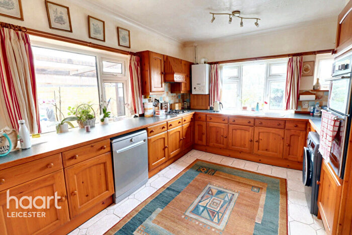 4 Bedroom Detached Bungalow For Sale In Somerby Road, Leicester, LE7