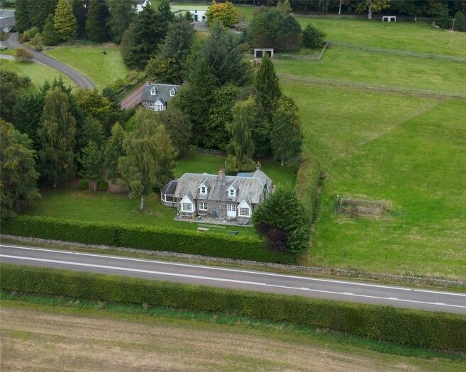 3 Bedroom Detached House For Sale In Park Lodge, Lawers Estate, Comrie, Crieff, PH6