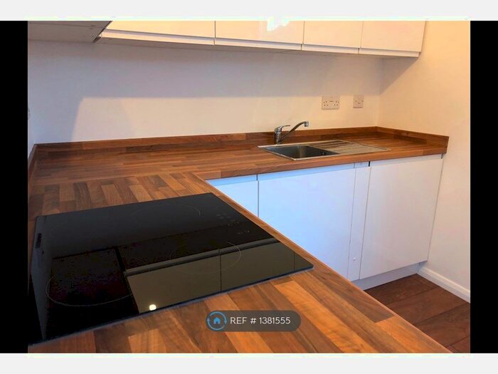 1 Bedroom Flat To Rent In Southend-On-Sea, Southend-On-Sea, SS1