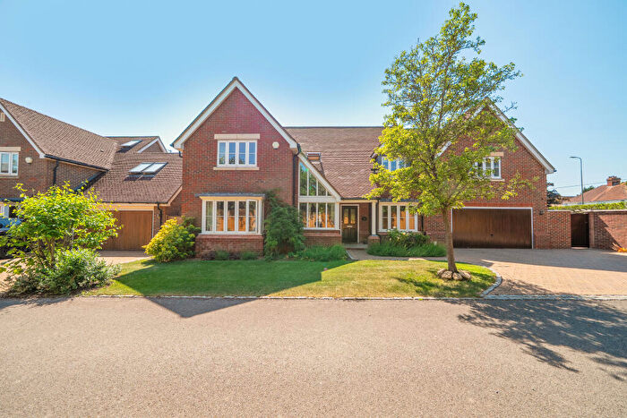 6 Bedroom Detached House For Sale In Cumnor Hill, Oxford, OX2