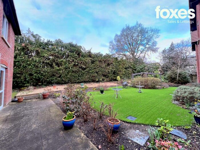 1 Bedroom Apartment To Rent In Cherrett Court, Ringwood Road, Ferndown, Dorset, BH22