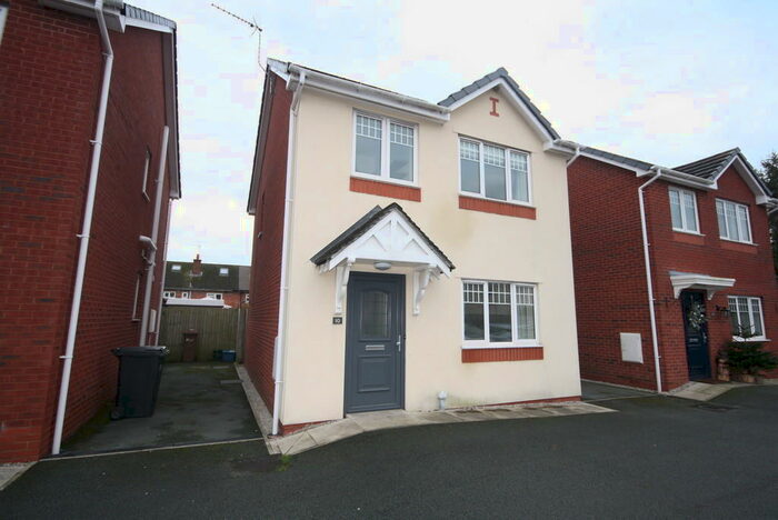 3 Bedroom Detached House To Rent In Kings Court, Broughton, CH4