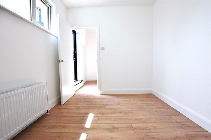 2 Bedroom Apartment To Rent In Brigstock Road, Thornton Heath, CR7