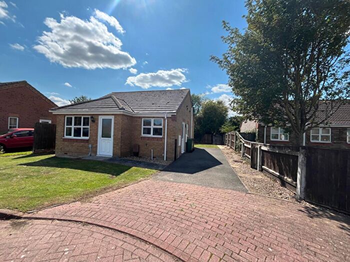 2 Bedroom Detached Bungalow For Sale In Wellington Close, South Killingholme, Lincolnshire, DN40