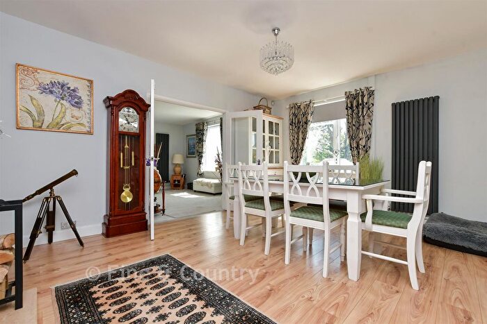 4 Bedroom Detached House For Sale In Wolverton Hill, Alkham, CT15