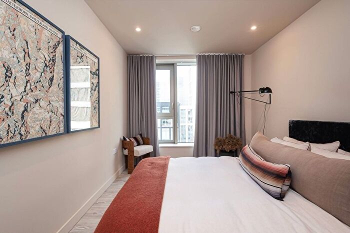 1 Bedroom Flat To Rent In Montfichet Road, Stratford, London, E20