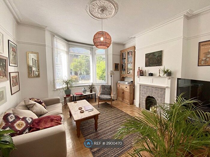 1 Bedroom Flat To Rent In Brougham Road, London, W3