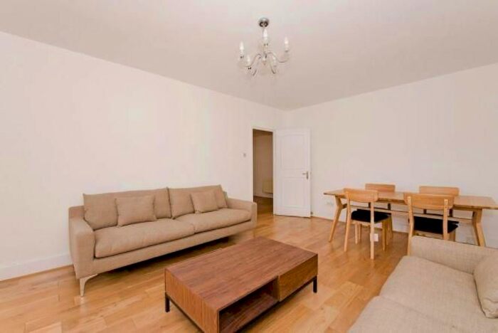 2 Bedroom Flat To Rent In Gloucester Place, Marylebone, London, NW1