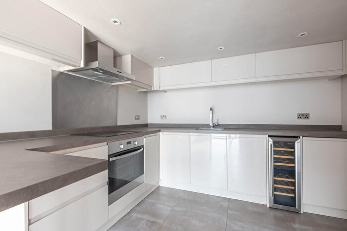 1 Bedroom Detached House To Rent In Croft Street, Cheltenham, GL53
